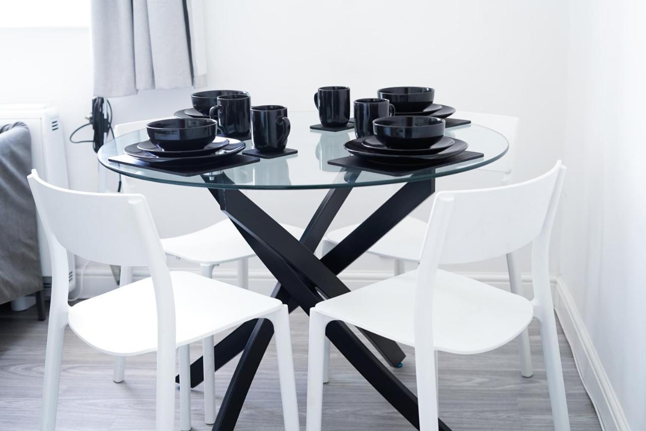 Brighton City Centre 2Br Apartment - Perfect For Contractors, Families & Groups - Free Parking & Walk To Beach Esterno foto